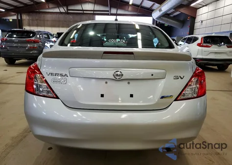 2013 Nissan Versa S z USA, uszkodzony, nr VIN 3N1CN7AP3DL842278
